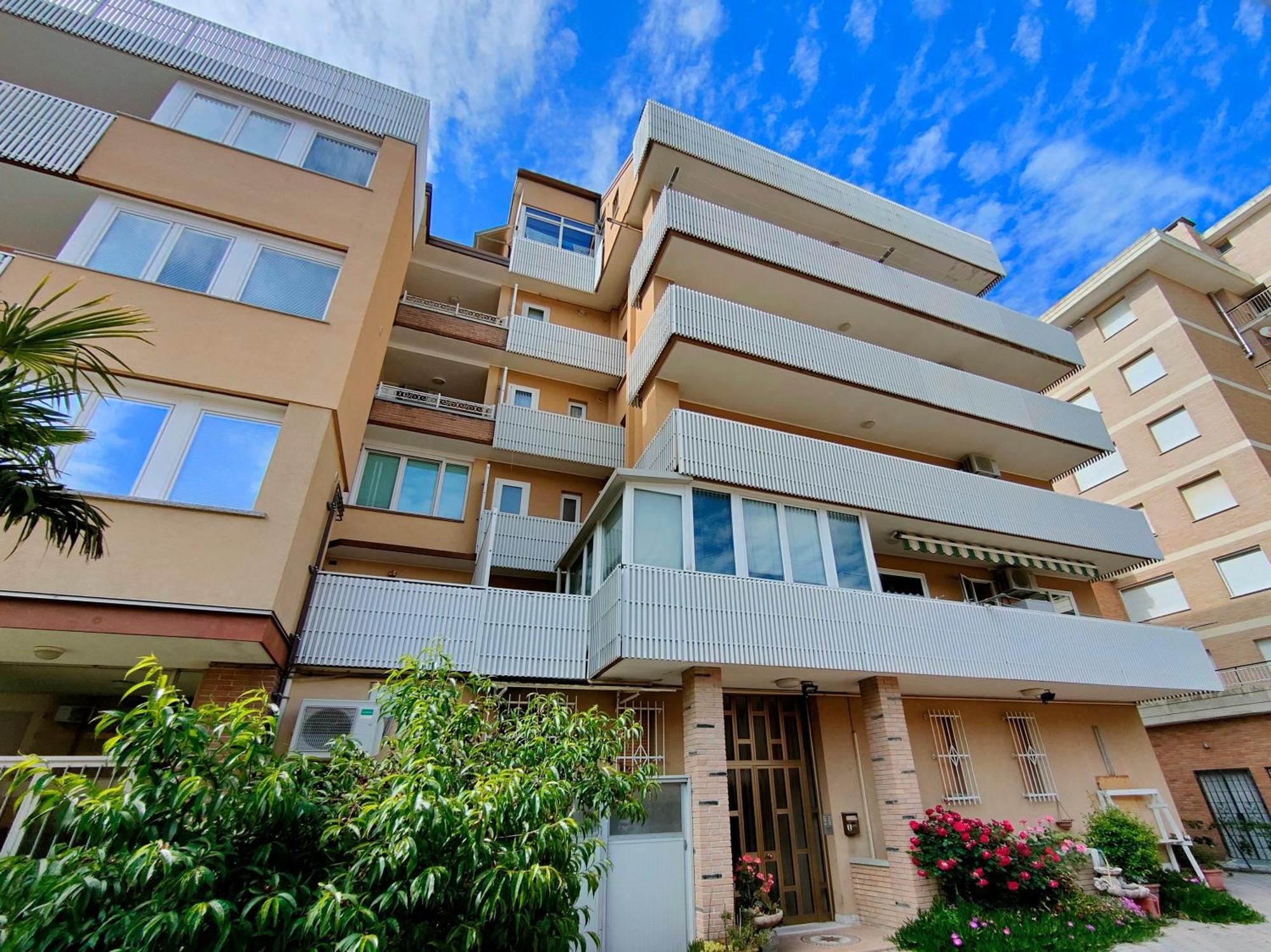 Casa Bivi - Apartments With 1 And 2 Bedrooms - Click Here For More Availabilities Линьяно-Саббьядоро Экстерьер фото